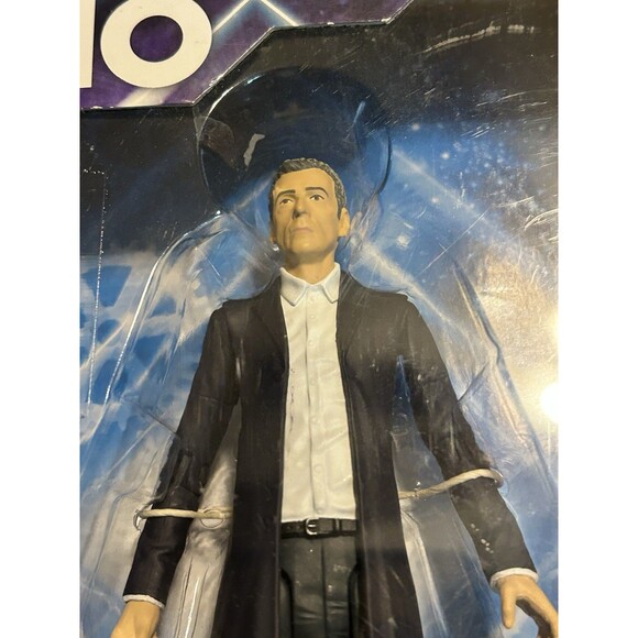Doctor Who 5.5” Twelfth Doctor Figure White Shirt BBC 2015 Open Box - Picture 5 of 8